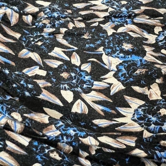 𝅺free People Women’s Floral Mini Skirt Size Small - Picture 3 of 4